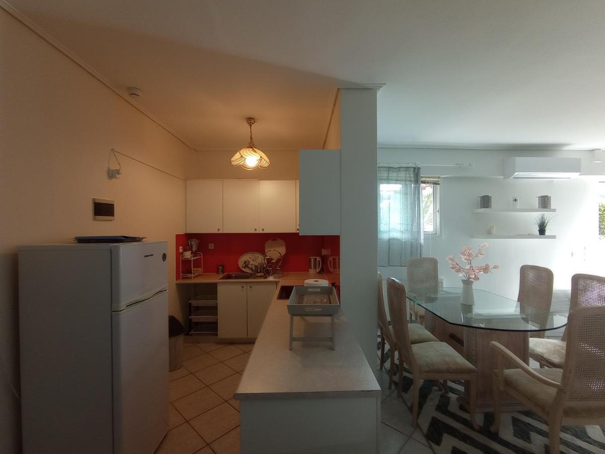 Flat With Garden Near Sea, Port And Airport Apartment Artemida  Luaran gambar