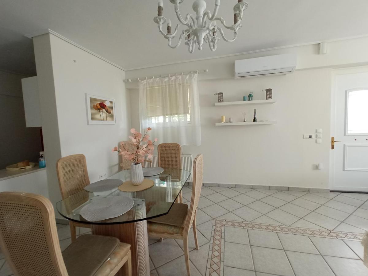 Flat With Garden Near Sea, Port And Airport Apartment Artemida  Luaran gambar